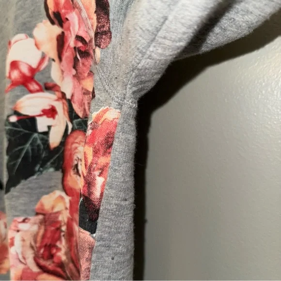 J.Crew Floral Gray Sweater Size Small - Picture 4 of 7